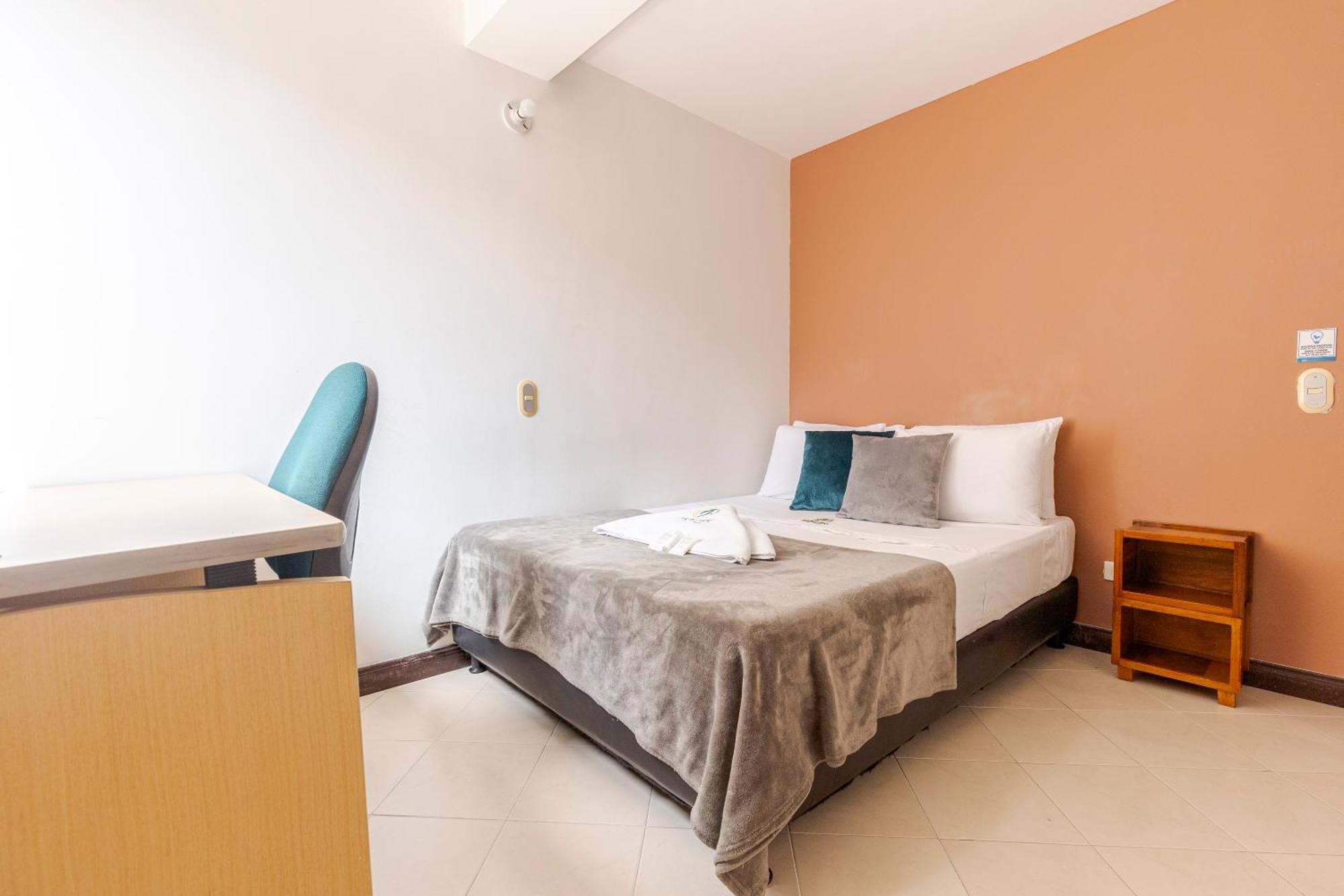 Poblado Guest House เมเดยิน ห้อง รูปภาพ